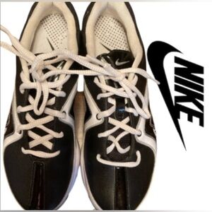 CLEARANCE SALE‎ NIKE Cleats
